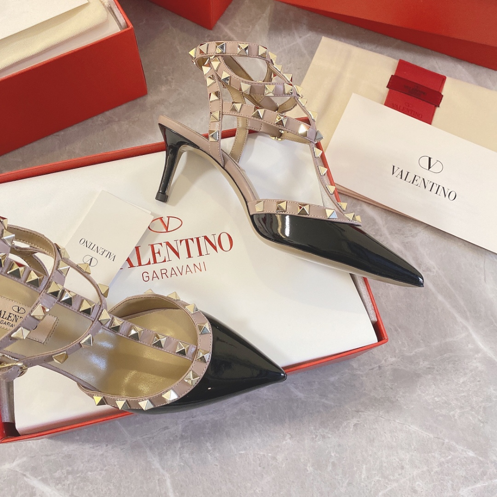 Rockstud Caged Pump 65Mm Designer Pumps & Platform shoes for Women