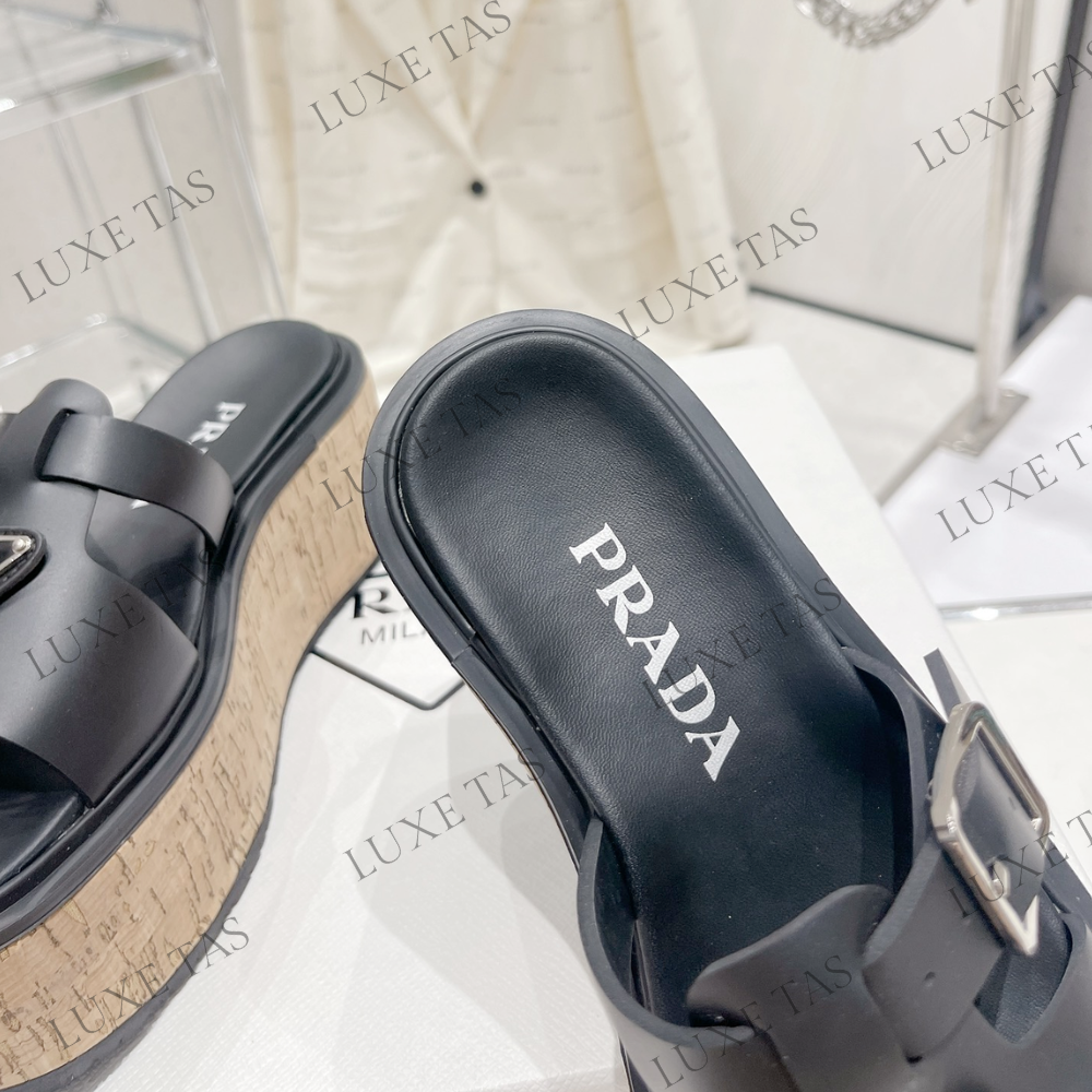 Rubber Wedge Platform Sandals