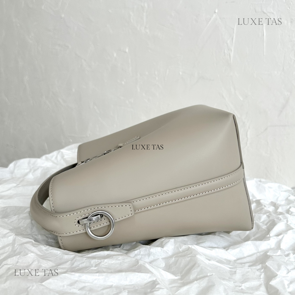 Seasalt Le 37 Small In Shiny Leather - Leather Bucket Bag for Women
