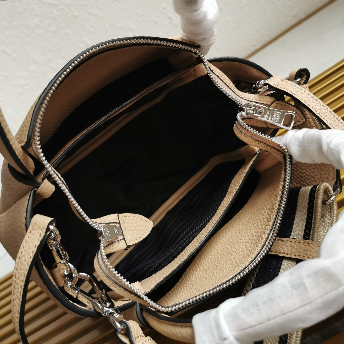 Small Leather Handbag Sand