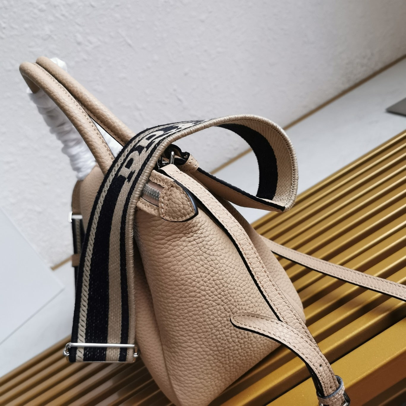 Small Leather Handbag Sand