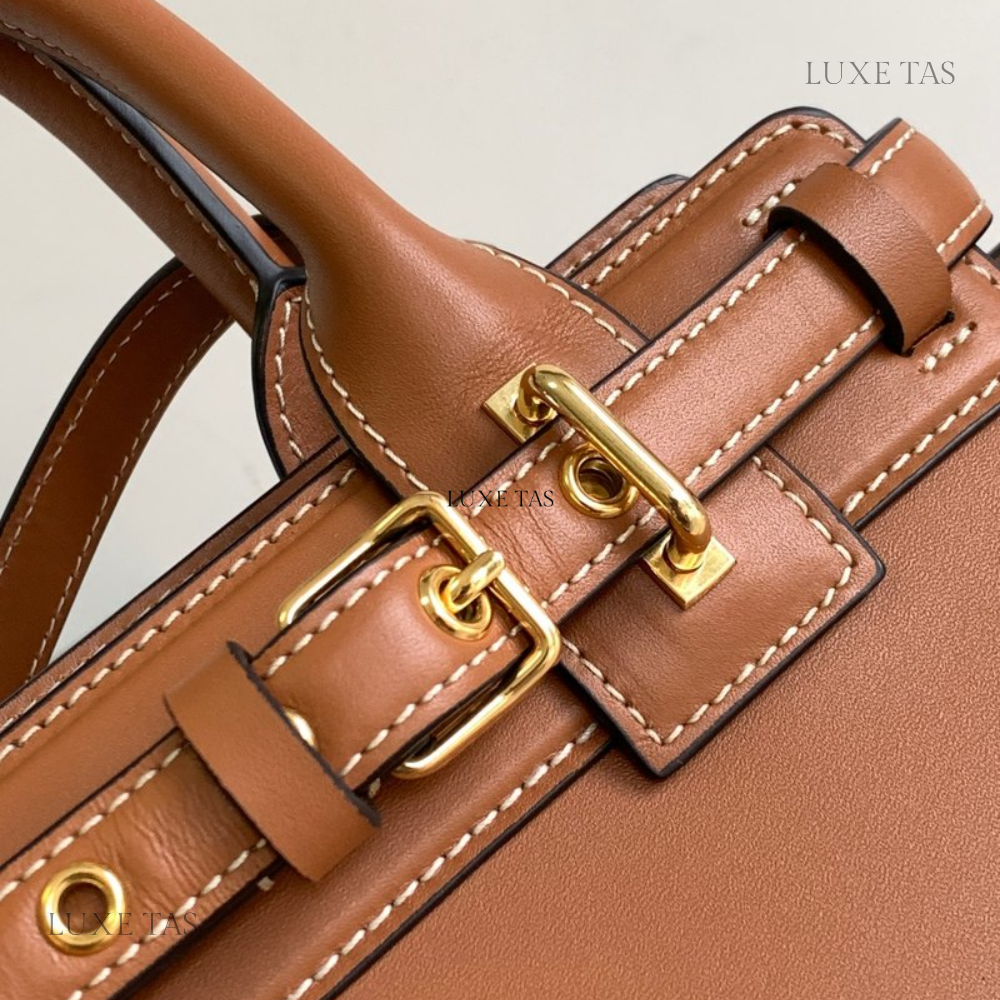 Tan Teen C*line Conti Bag In Natural Calfskin - Leather Handbag for Women