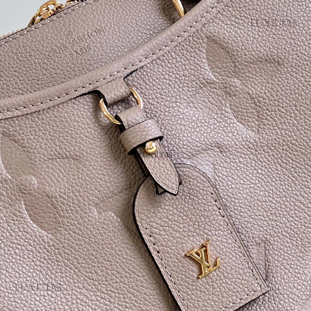 Tourterelle Trianon MM - Leather Handbag for Women