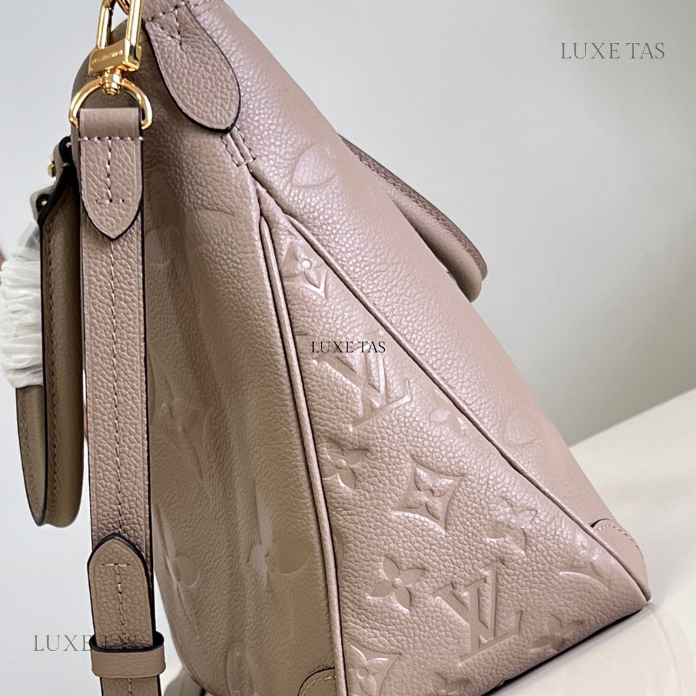 Tourterelle Trianon MM - Leather Handbag for Women
