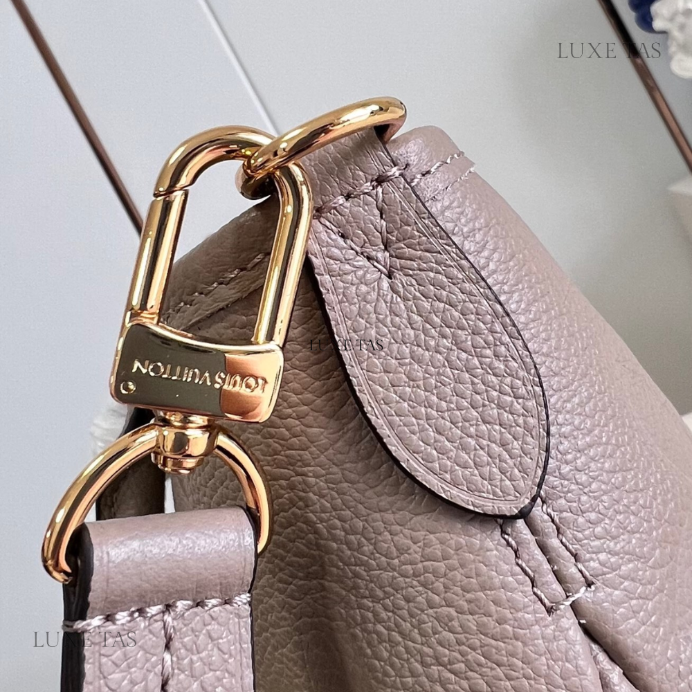 Tourterelle Trianon MM - Leather Handbag for Women