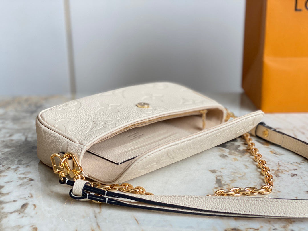 Wallet on Chain Ivy - Leather Crossbody Bag for Women