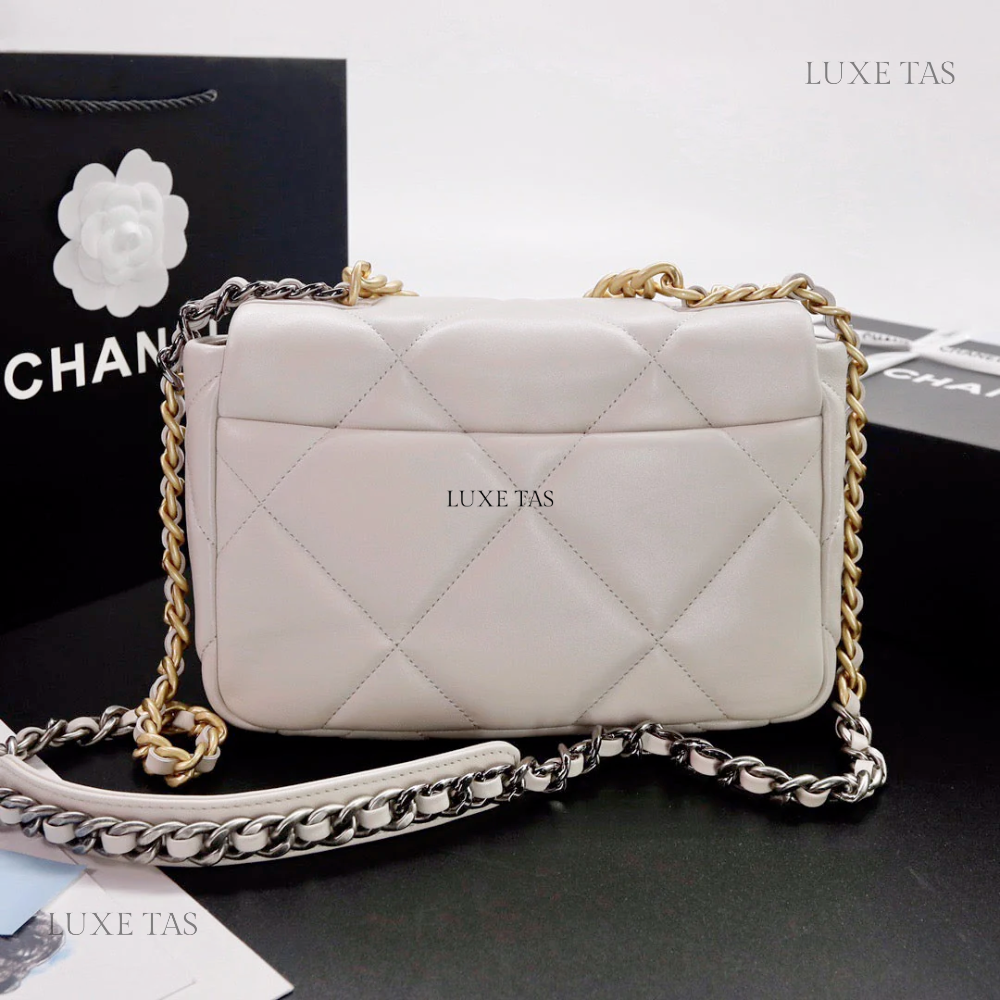 White Lambskin CHNL 19 Handbag