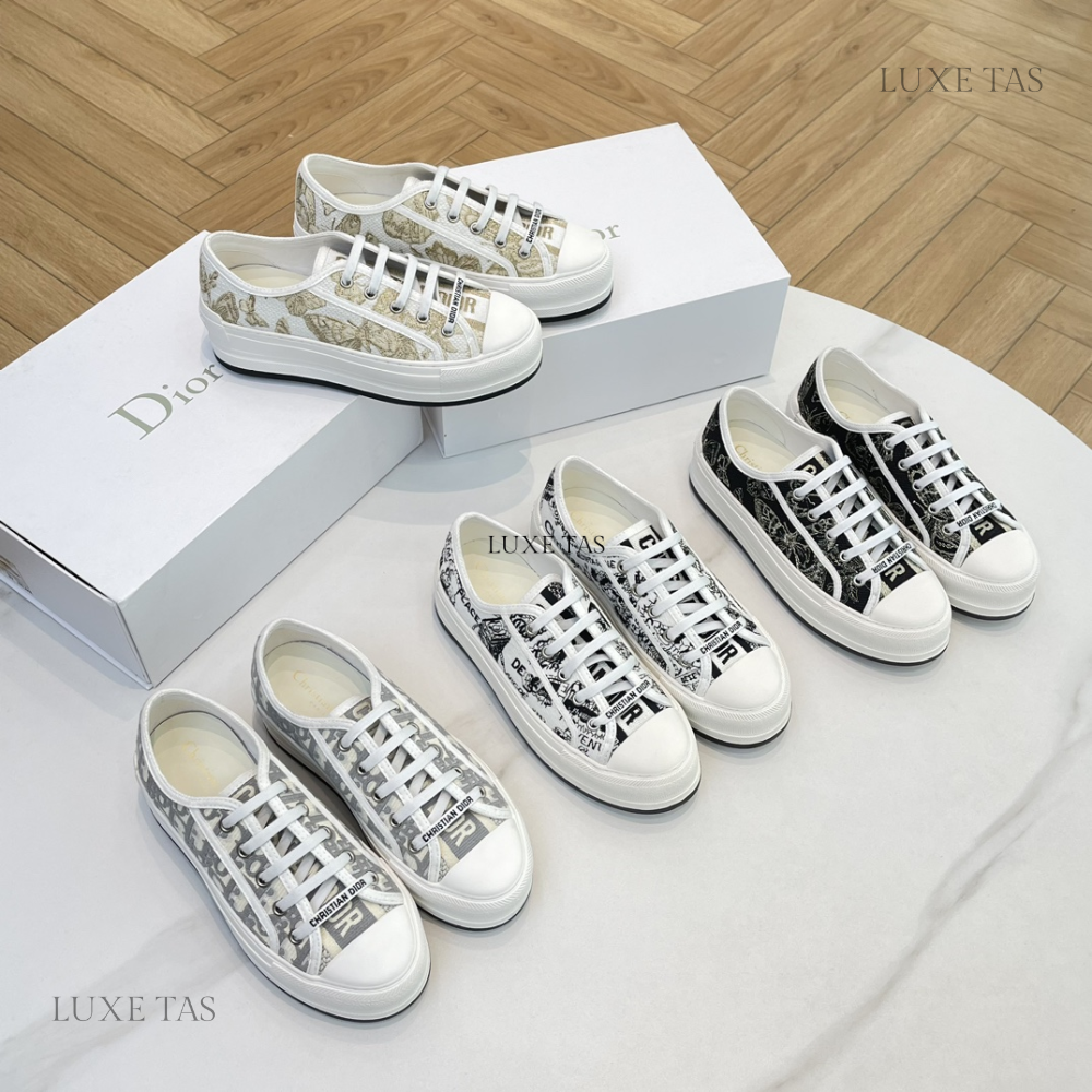 White and Black Cotton Embroidered with Plan de Paris Motif Walk'n'D Platform Designer Sneakers for Women