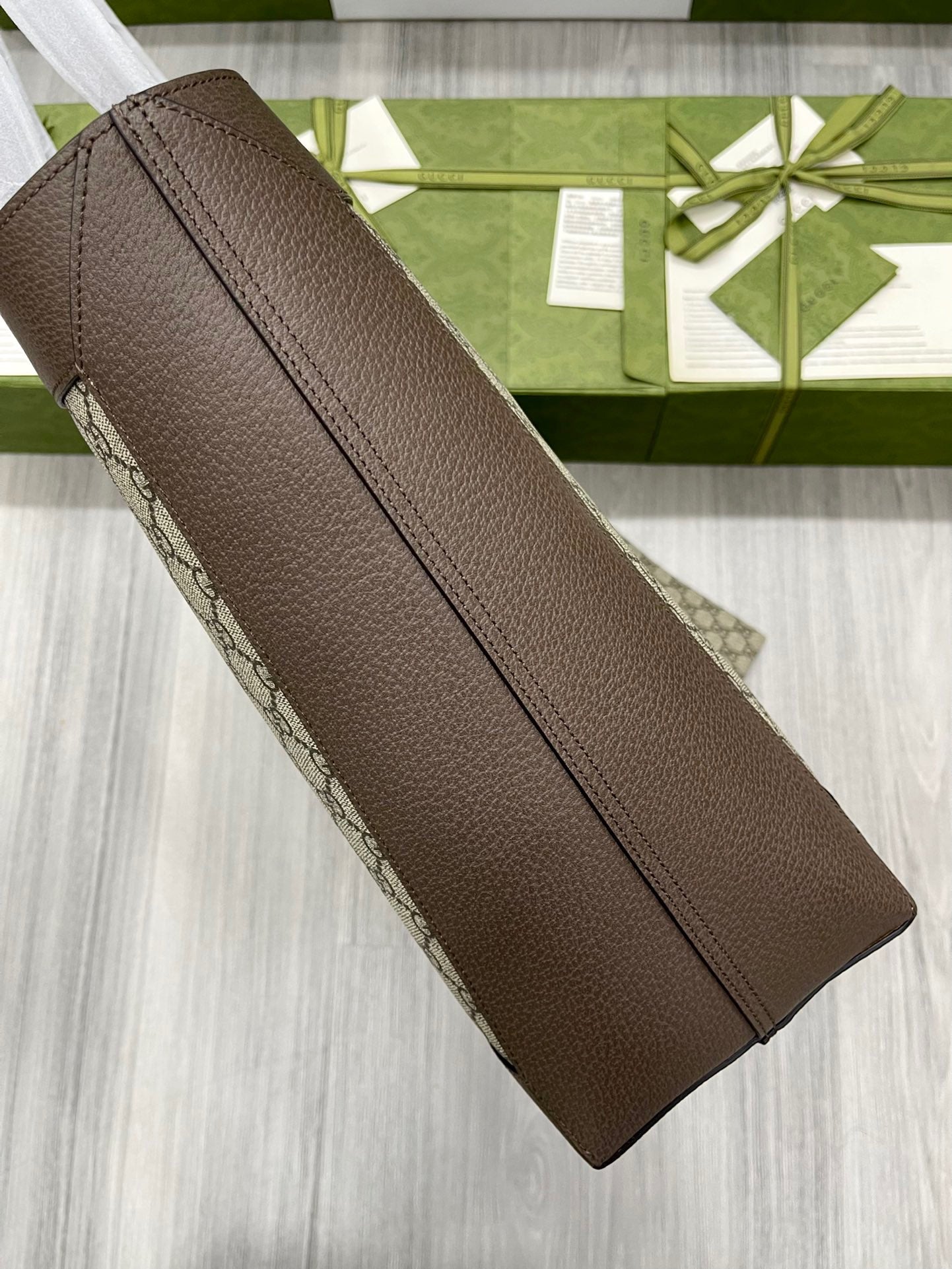Ophidia GG Soft Medium Tote
