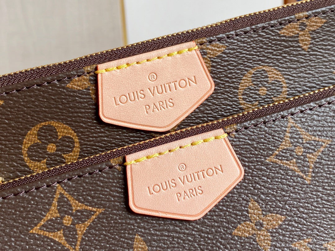 Rose Clair Multi Pochette Accessoires