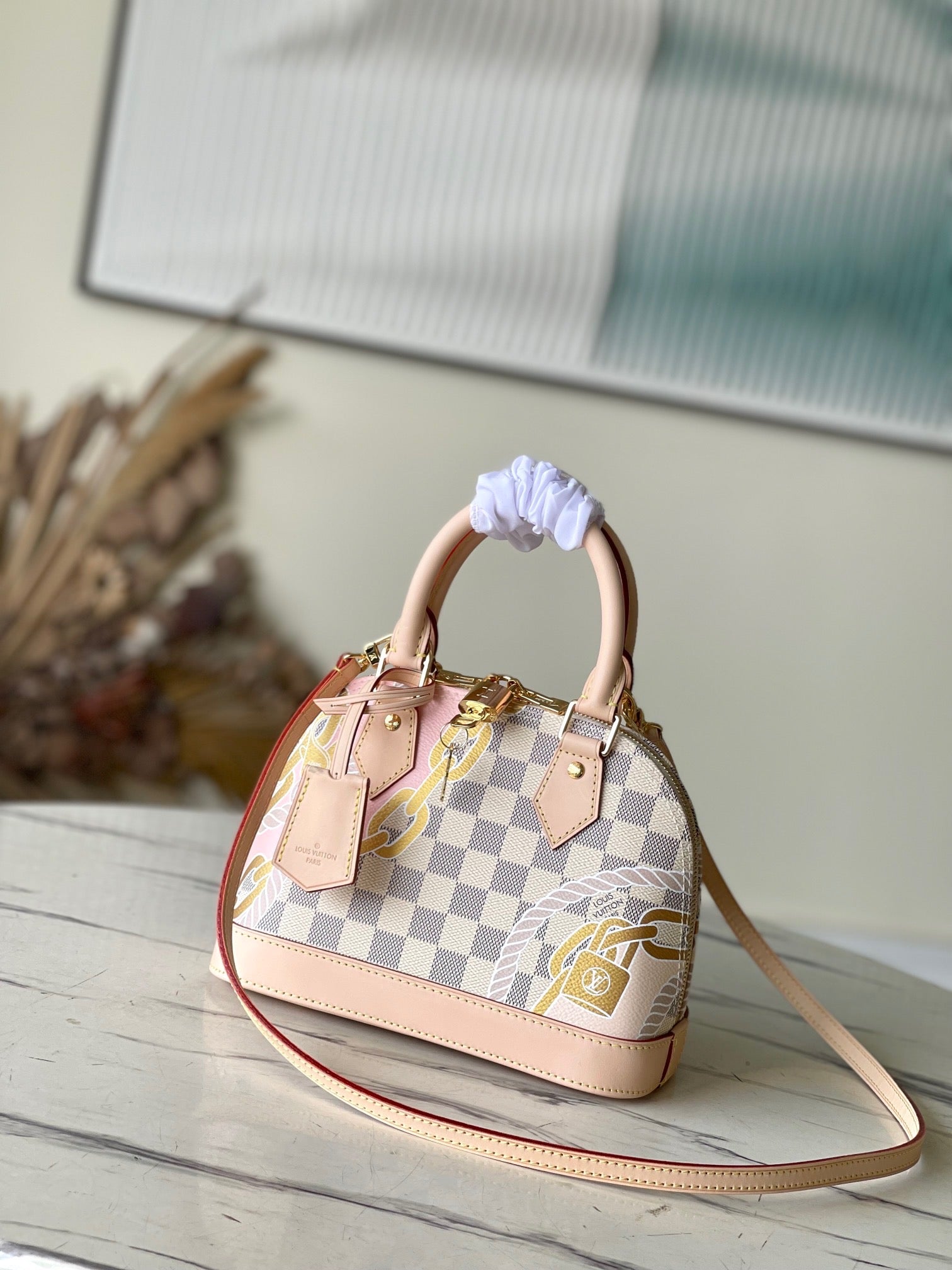 Perfect bag for spring and summer- my new Alma BB in DA : r/Louisvuitton