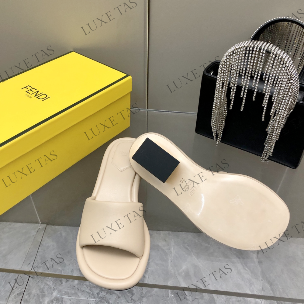 Baguette Pink Nappa Leather Slides