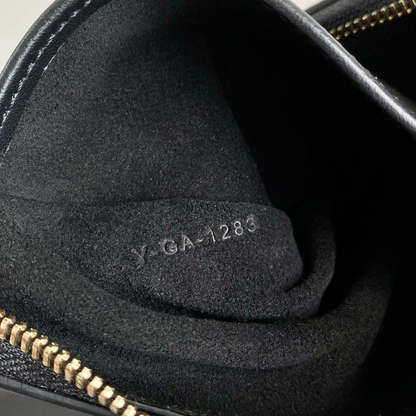 Sac porté épaule Ava Triomphe Soft en cuir de veau lisse noir pour femme