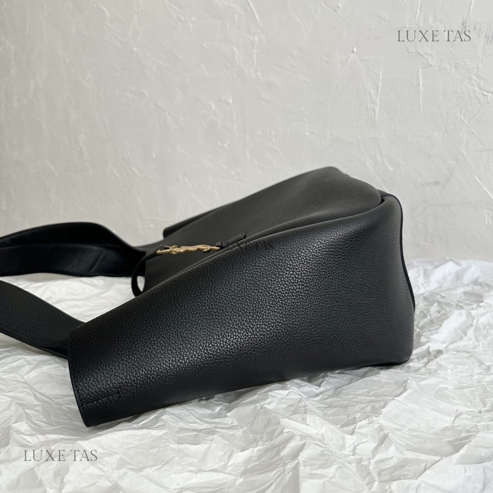 Black Bea In Grained Leather - Leather Tote Bag for Women