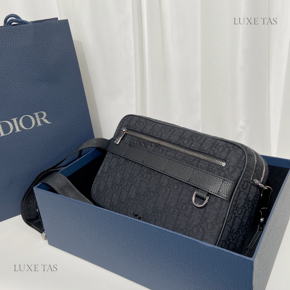 Black D Oblique Jacquard Maxi Safari Bag with Strap - Crossbody Bag for Men