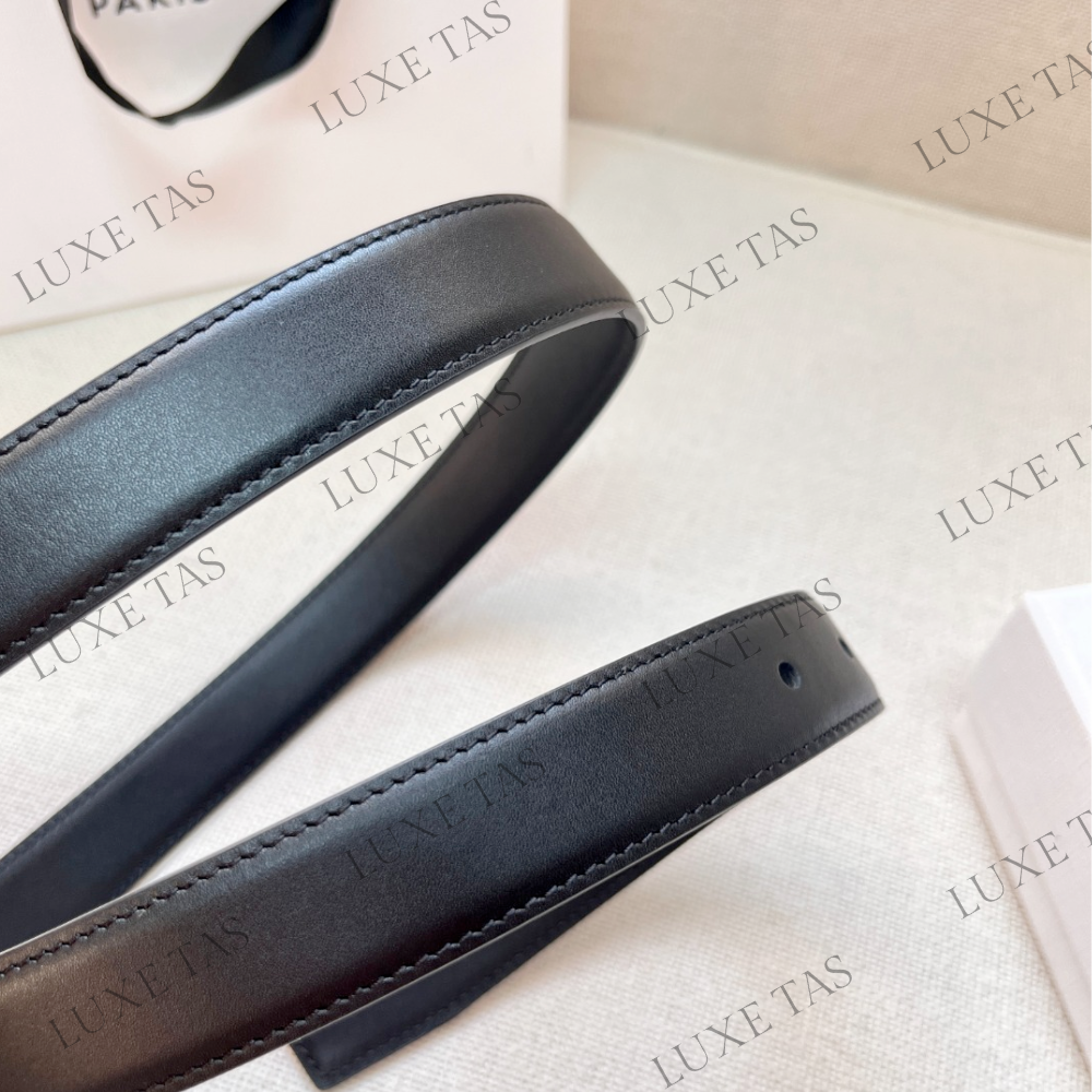 Black Medium Western Belt In Taurillon Leather - Designer Belts