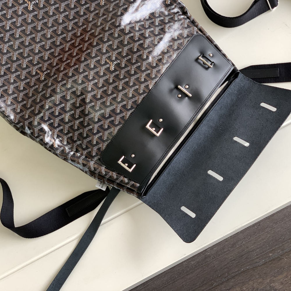 Black Steamer PM with Straps Leather Backpack for Men