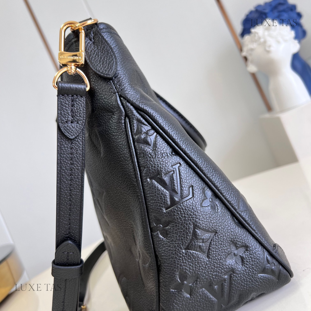 Black Trianon MM - Leather Handbag for Women