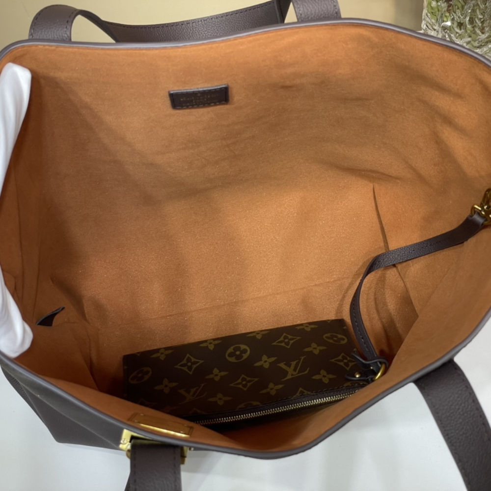 Chocolate Low Key Cabas MM Leather Tote Bag for Women