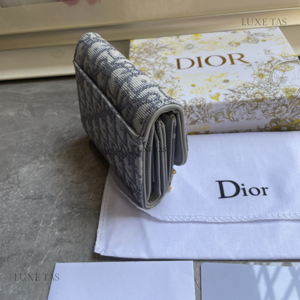 Dior women wallet sale