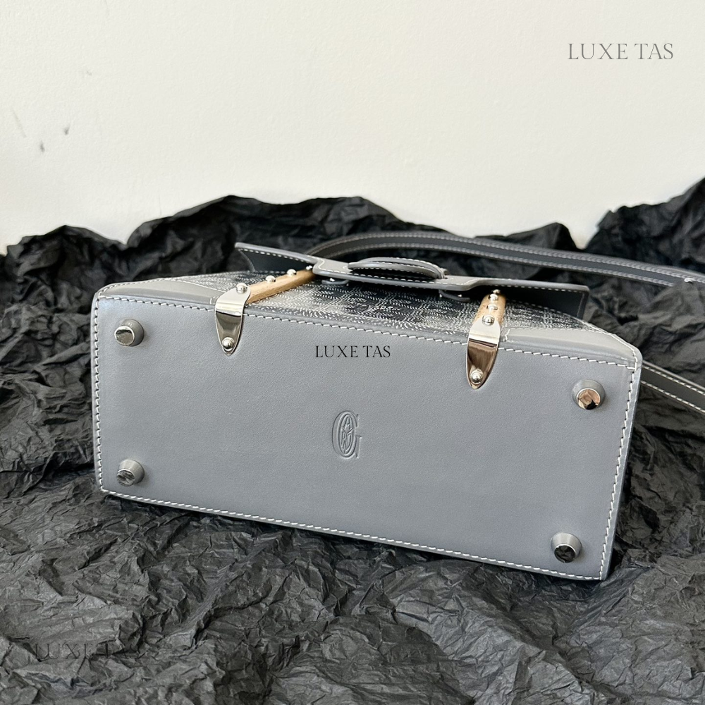 Grey Saigon Structuré Mini Bag - Leather Handbag for Women