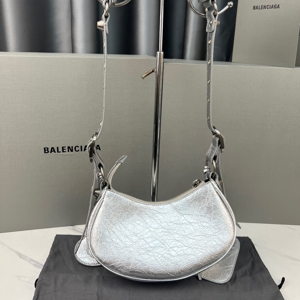 Le Cagole XS Metallized In Silver Leather Shoulder Bag for Women