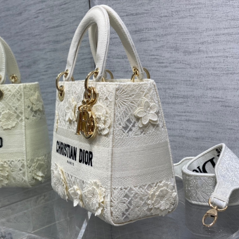 Medium Lady D-Lite Bag White D-Lace Embroidery With 3D Macramé Effect Handbag for Women