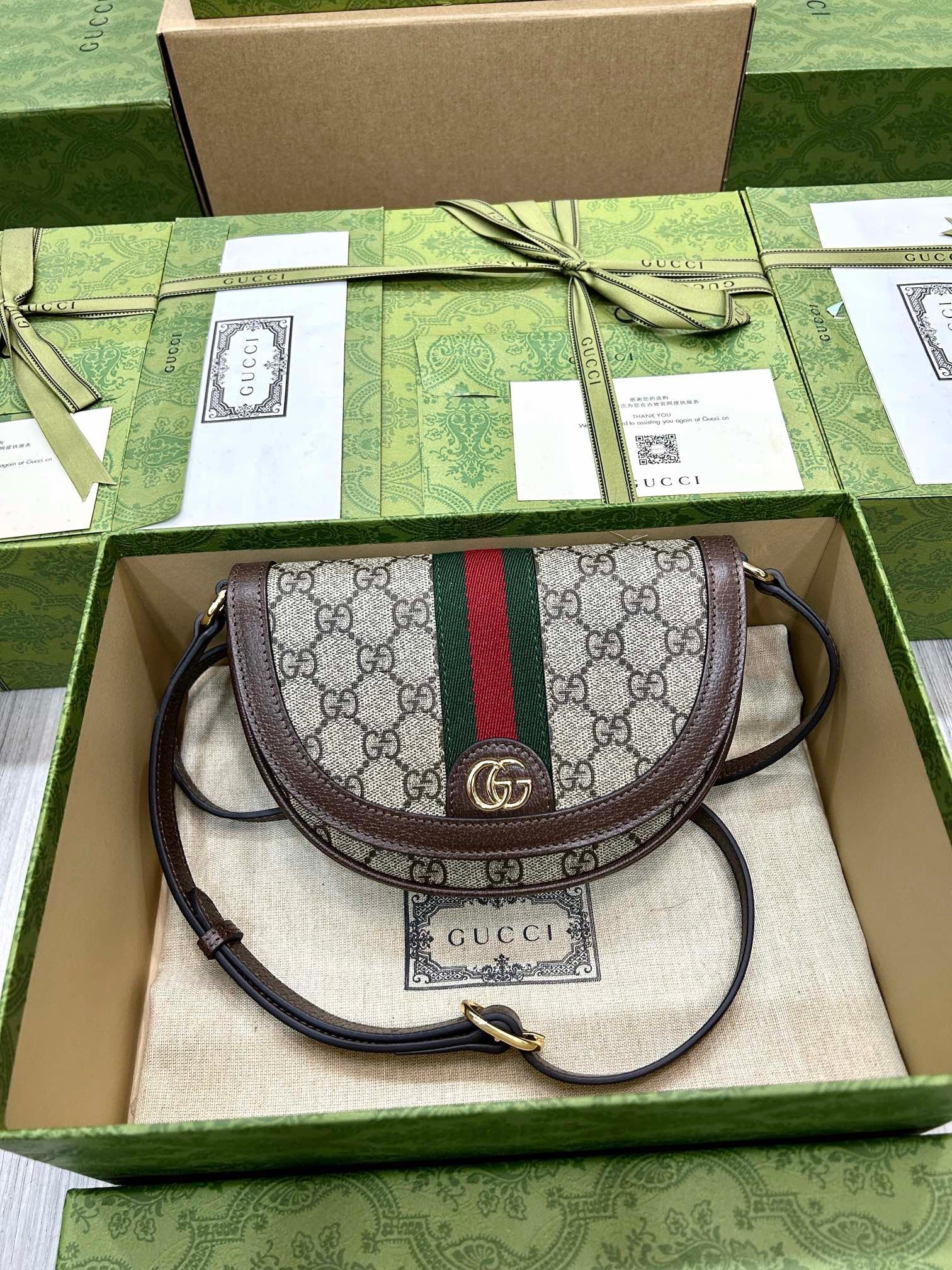 Gucci Ophidia Mini GG Round Shoulder Bag - Farfetch
