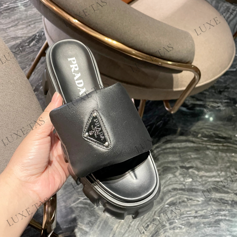 Soft padded sandals discount